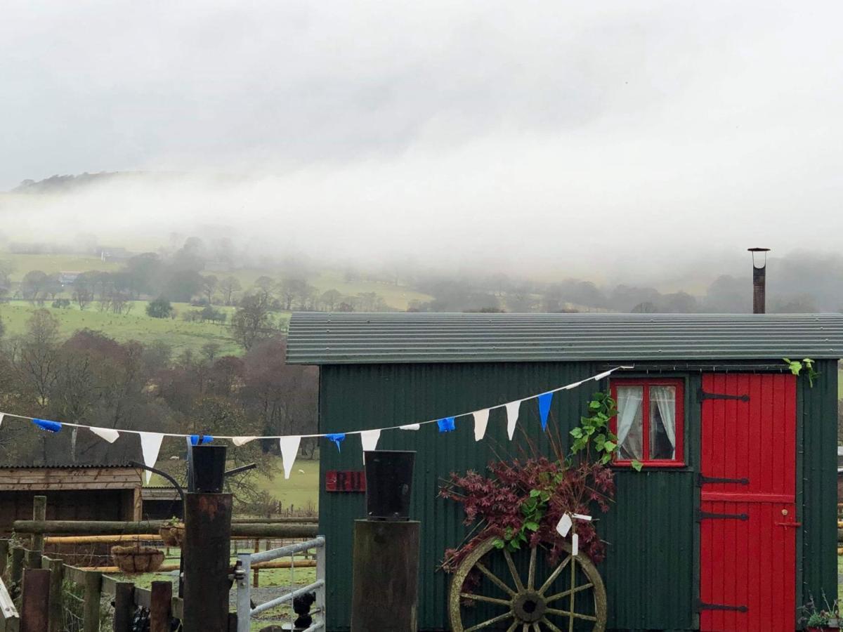 Ruby Shepherds Hut Sleeps 4 Rhayader Exterior photo