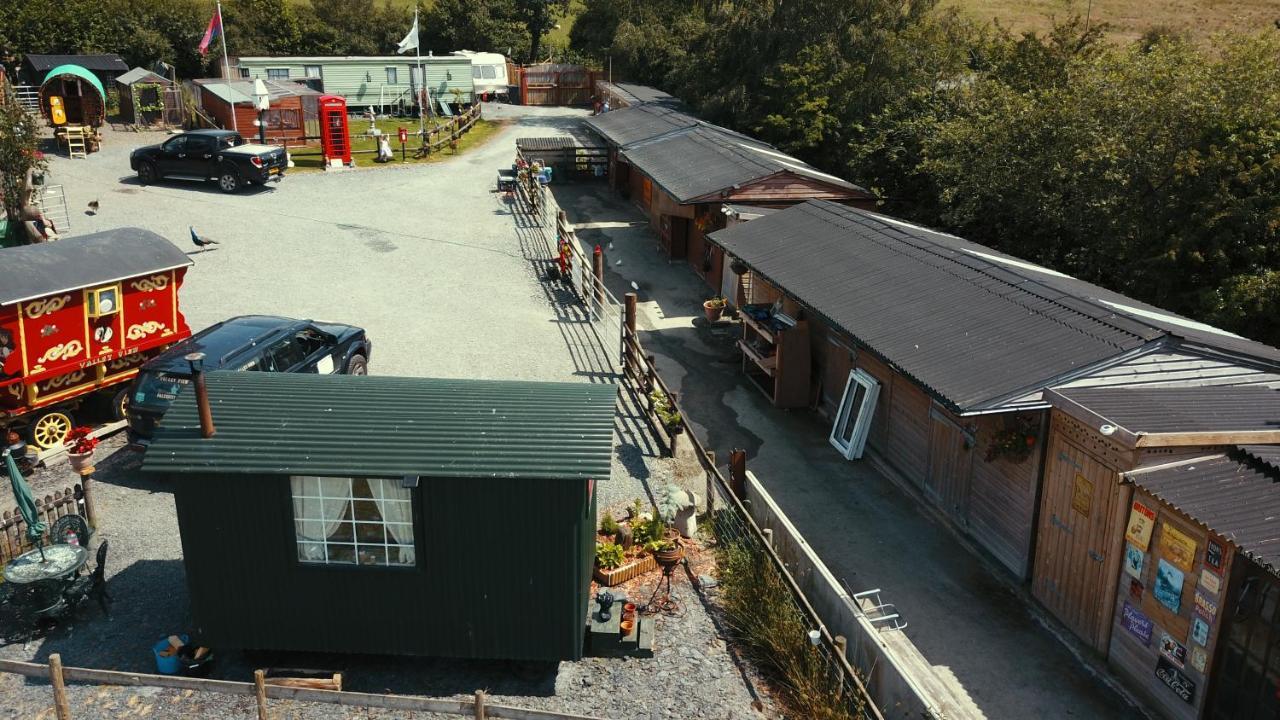 Ruby Shepherds Hut Sleeps 4 Rhayader Exterior photo